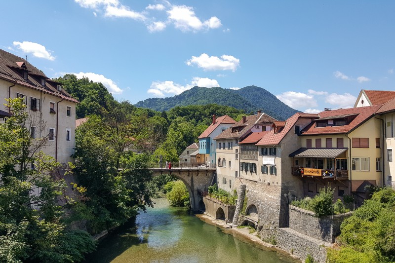 Kapucinski ali Kamniti most